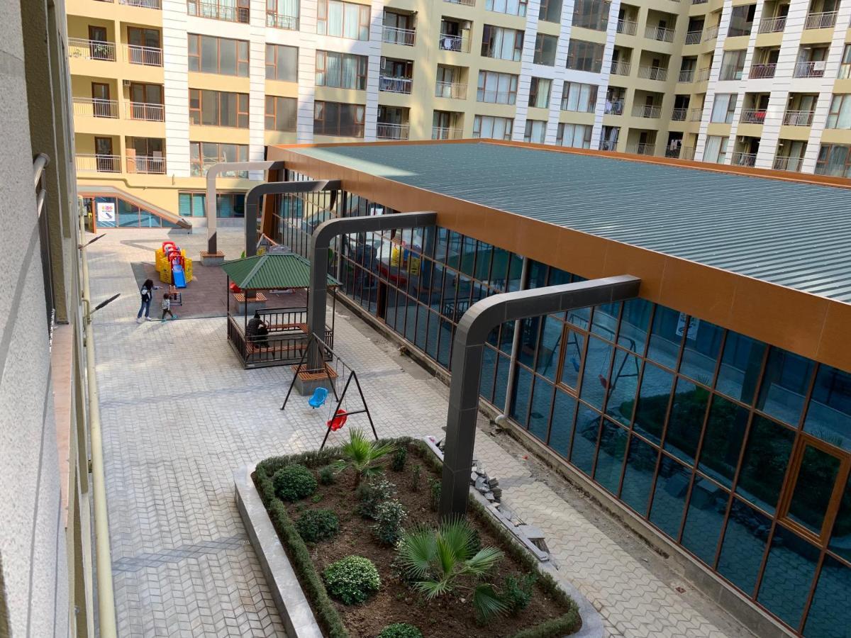 Park Azure Apartment Баку Экстерьер фото